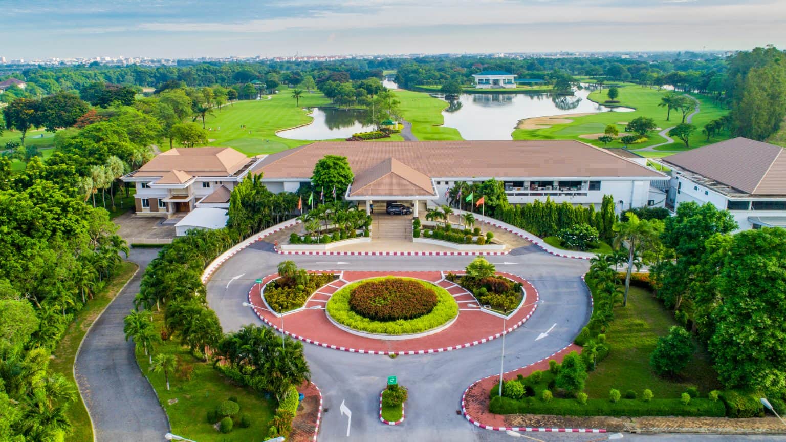 The Royal Golf & Country Club
