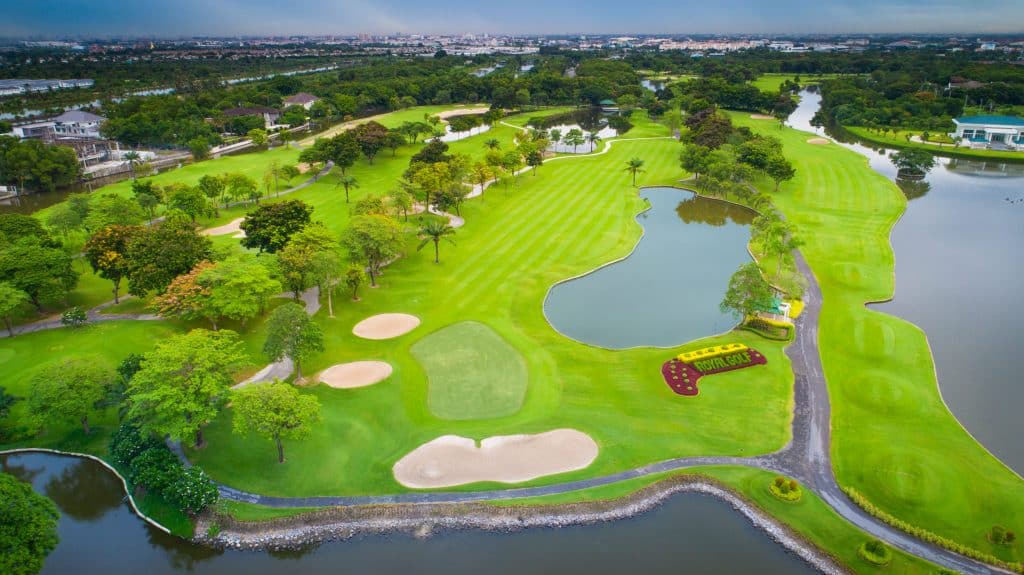 สนามกอล์ฟกรุงเทพที่ดีต้องเดินทางสะดวก